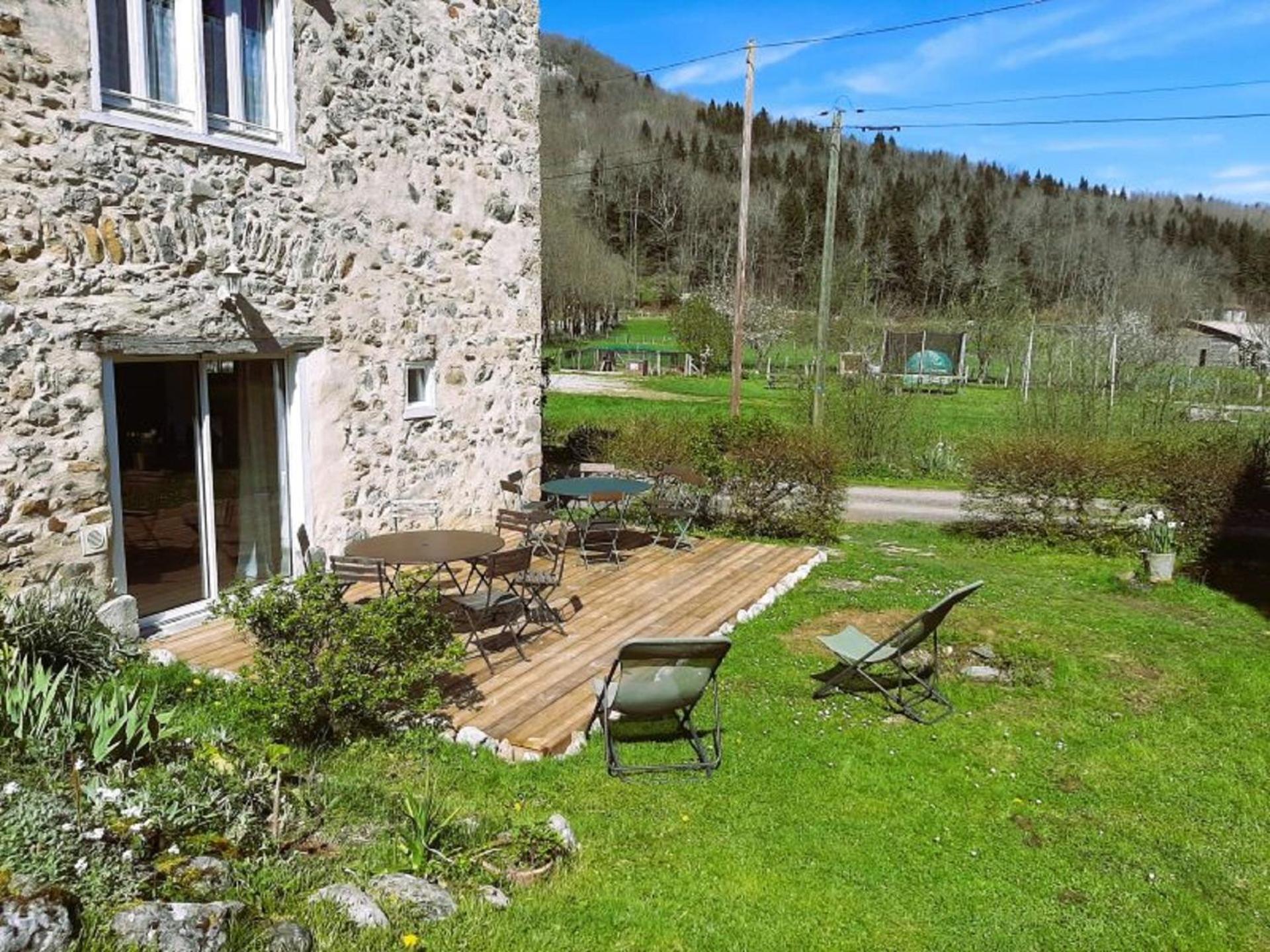 Au Mohair Des Alpy Fougax-et-Barrineuf Exteriör bild